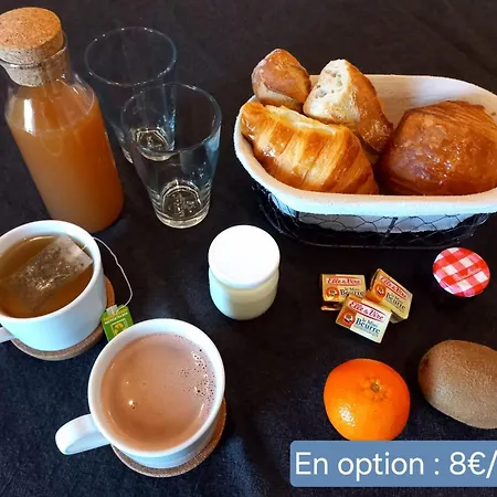 Cosy - Petit-dejeuner Et Jacuzzi En Option * Rouffire