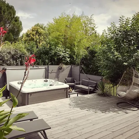 Cosy - Petit-dejeuner Et Jacuzzi En Option Semesterbostad *